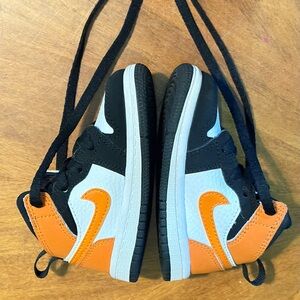 NIKE AIR JORDAN 1 Shattered Backboard 640735-058 White/Orange/Black Size 5 C